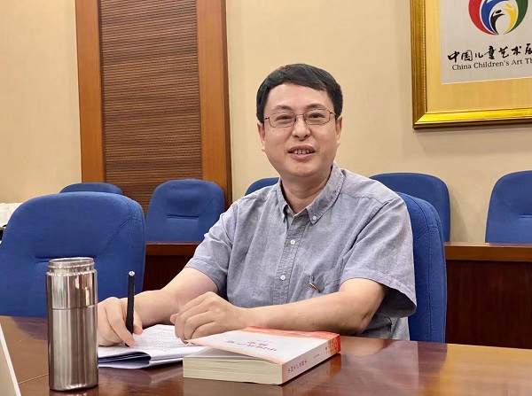 中國兒童藝術(shù)劇院黨委書記 楊帆.jpg